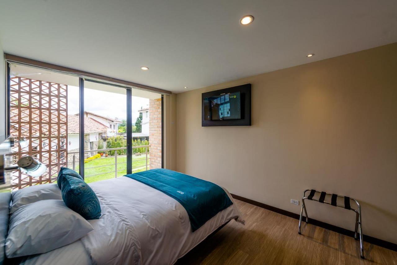 Venue Batan Hotel&Suites กูเอ็งกา ภายนอก รูปภาพ