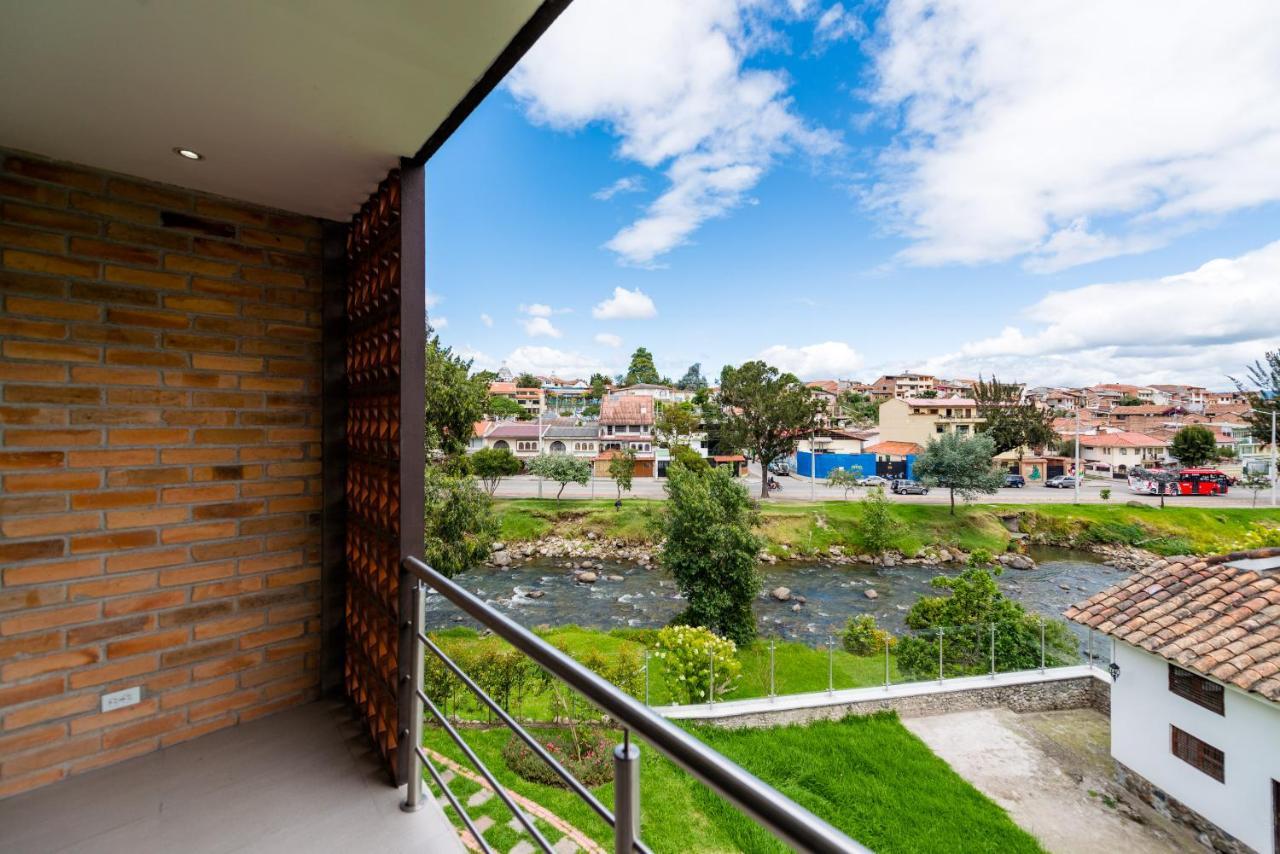Venue Batan Hotel&Suites กูเอ็งกา ภายนอก รูปภาพ